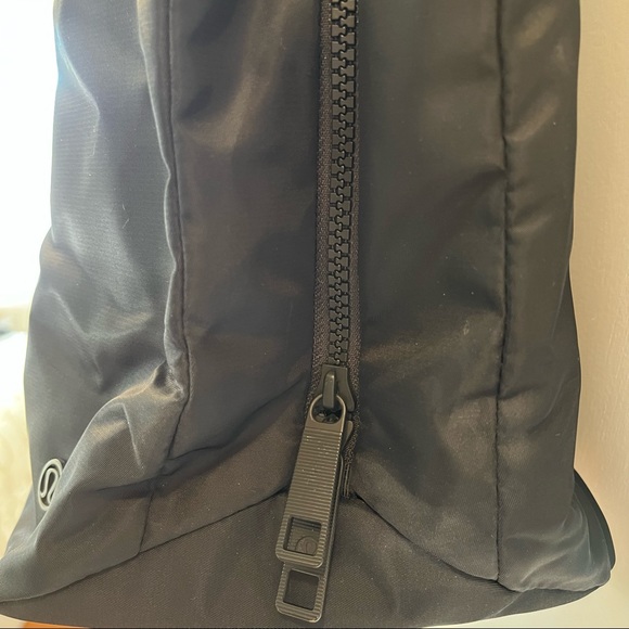 Lululemon Double Up Tote - Black - Picture 3 of 16